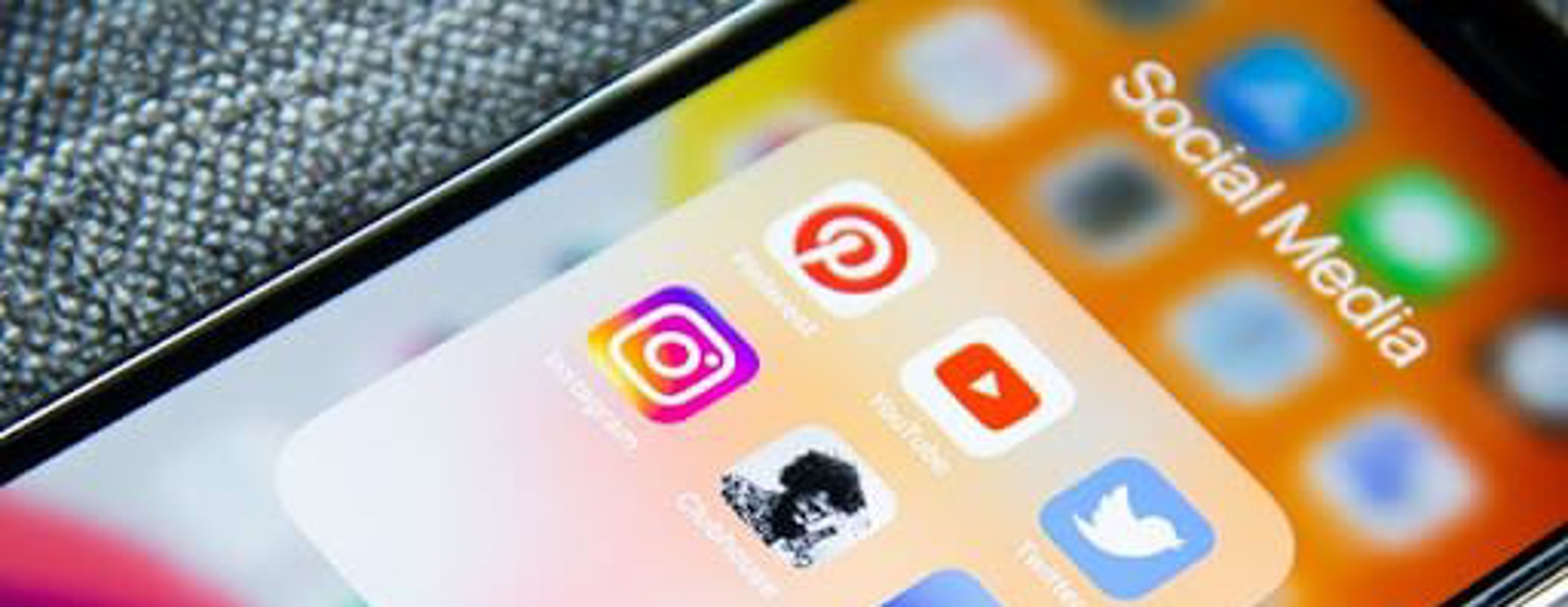 social media tools phone folder